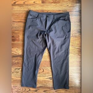 Men’s Lululemon ABC Pant
